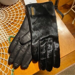 Black Leather Cow Hair Gloves